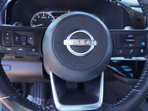 Certified 2025 Nissan Pathfinder SV AWD/4WD image 18
