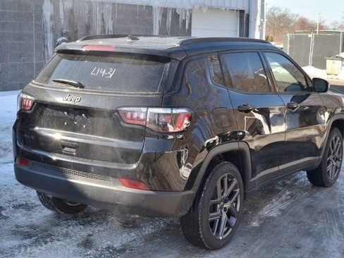 New 2026 Jeep Compass Limited image 8