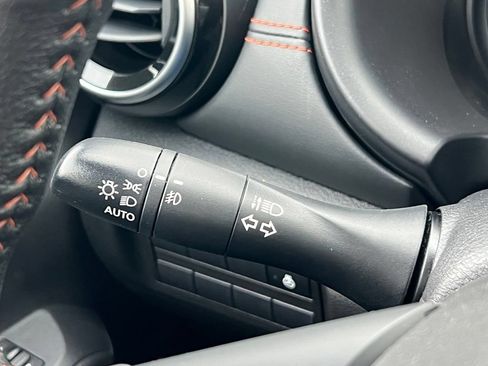 Used 2024 Nissan Kicks SR w/ SR Premium Package FWD image 32