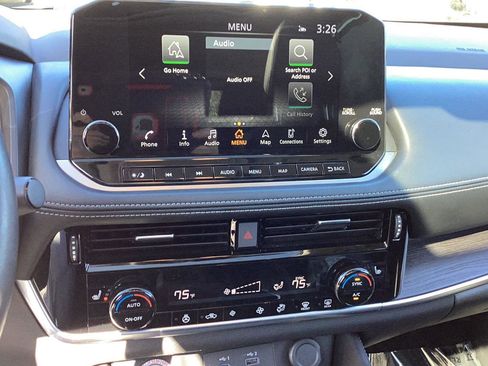 Used 2023 Nissan Rogue Platinum AWD/4WD image 25