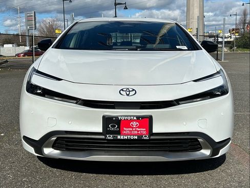 New 2026 Toyota Prius Plug-In Hybrid image 2
