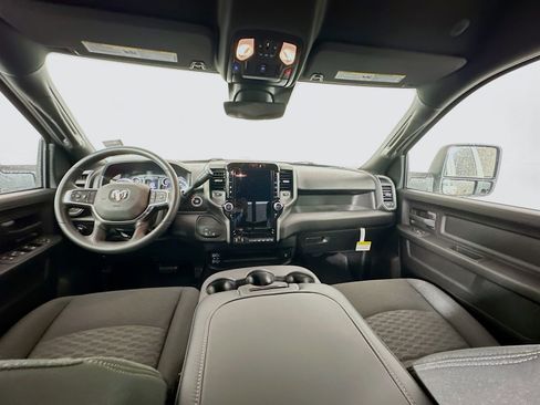 New 2026 RAM 2500 Tradesman AWD/4WD image 17