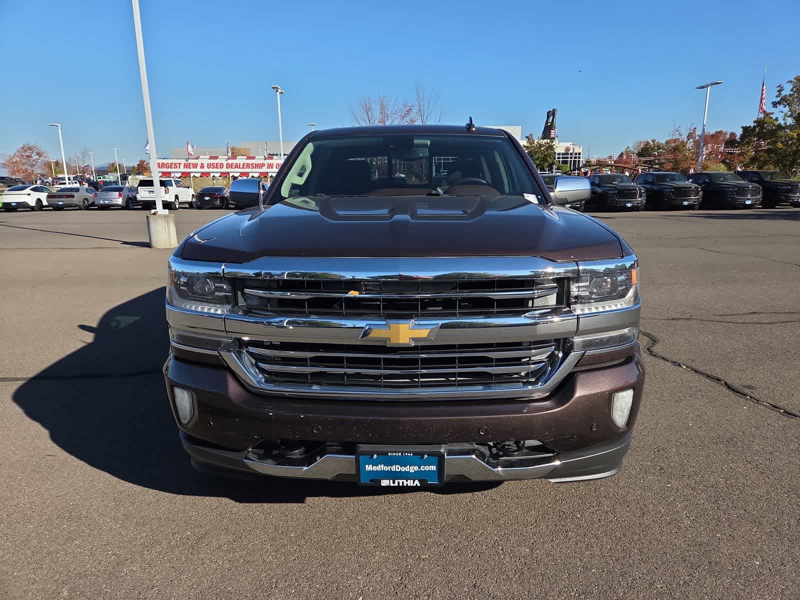 Used 2016 Chevrolet Silverado 1500 High Country w/ High Country Premium Package AWD/4WD image 14