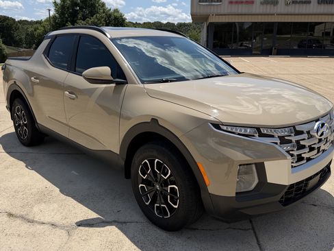 Used 2023 Hyundai Santa Cruz SEL Premium AWD/4WD image 12