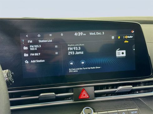 Used 2024 Hyundai Elantra SEL image 28