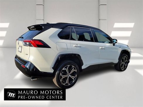 Used 2022 Toyota RAV4 XSE image 3