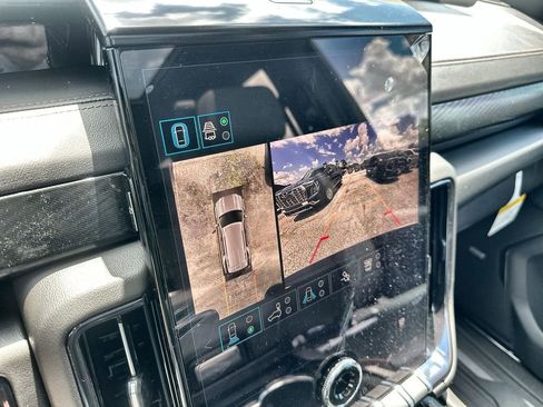 New 2026 GMC Yukon AT4 w/ AT4 Premium Plus Package AWD/4WD image 29