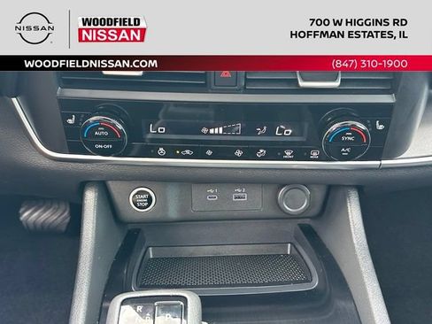 Certified 2023 Nissan Rogue SV w/ SV Premium B Package AWD/4WD image 36