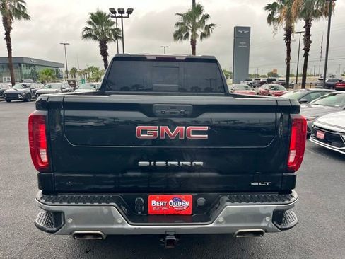 Used 2022 GMC Sierra 1500 SLT w/ SLT Premium Plus Package AWD/4WD image 3