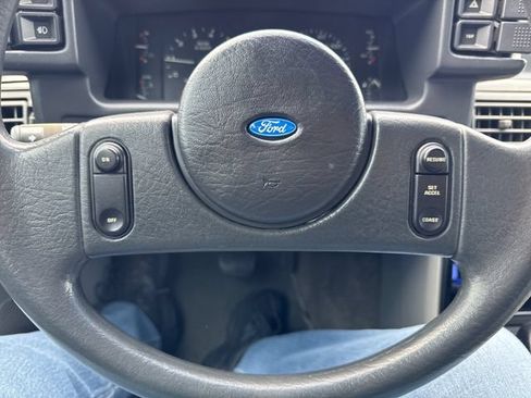 Used 1988 Ford Mustang GT RWD image 15
