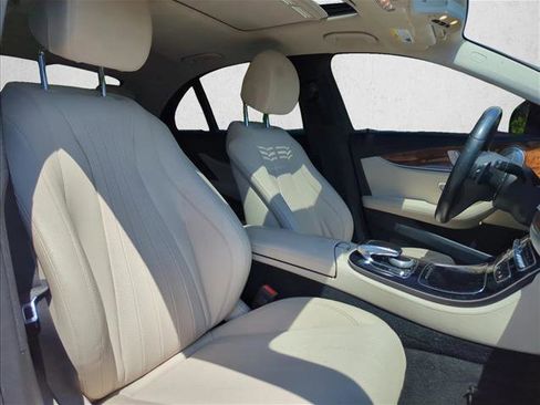 Used 2018 Mercedes-Benz E 300 image 24