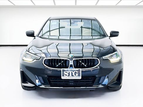 Used 2023 BMW 230i Coupe w/ Convenience Package RWD image 2