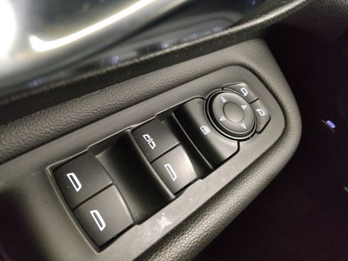 Used 2022 GMC Terrain SLE w/ Driver Convenience Package image 27