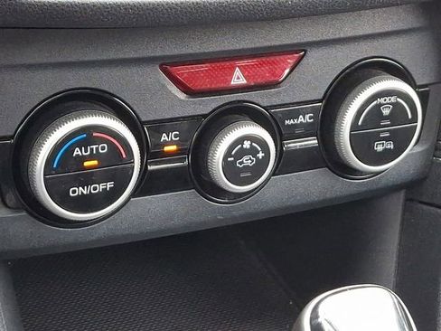 Used 2020 Subaru Impreza 2.0i Limited image 19