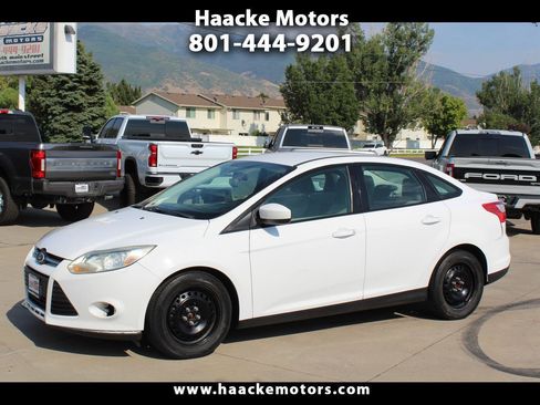 Used 2012 Ford Focus SE FWD image 1