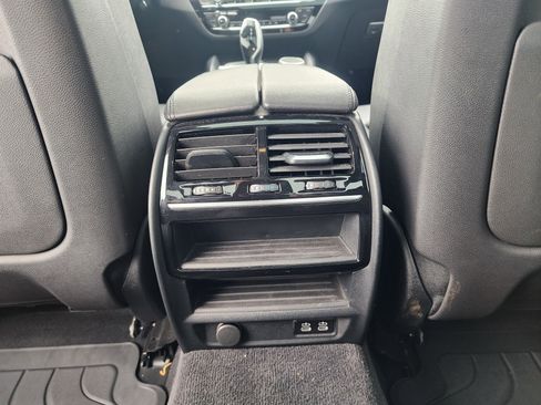 Used 2020 BMW 530i image 16