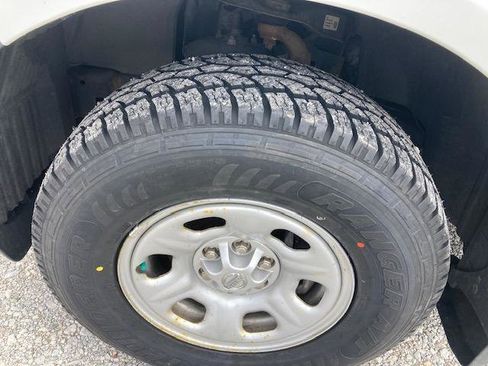 Used 2019 Nissan Frontier S image 12