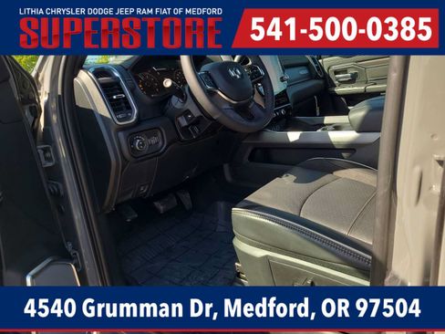 New 2026 RAM 3500 Laramie AWD/4WD image 10
