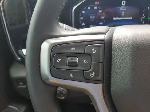 Used 2025 Chevrolet Silverado 1500 LT image 18