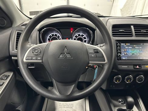 Used 2019 Mitsubishi Outlander Sport ES AWD/4WD image 18