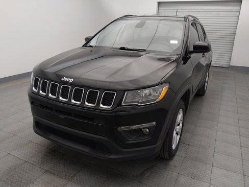 Used 2018 Jeep Compass Latitude w/ Popular Equipment Group image 15