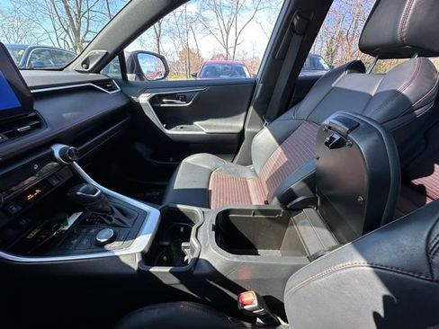 Used 2024 Toyota RAV4 XSE w/ Weather Package image 26