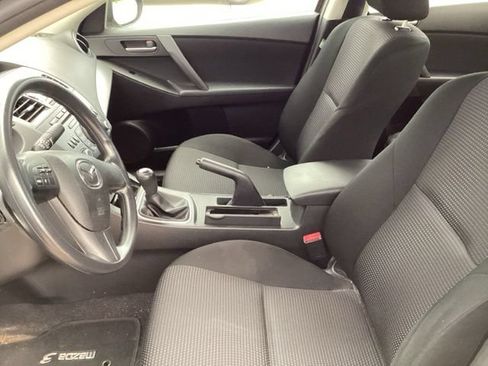 Used 2013 MAZDA MAZDA3 i SV FWD image 22