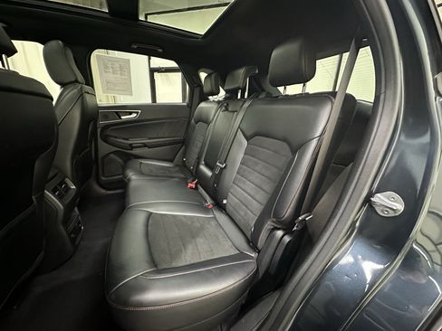 Used 2024 Ford Edge ST-Line AWD/4WD image 21