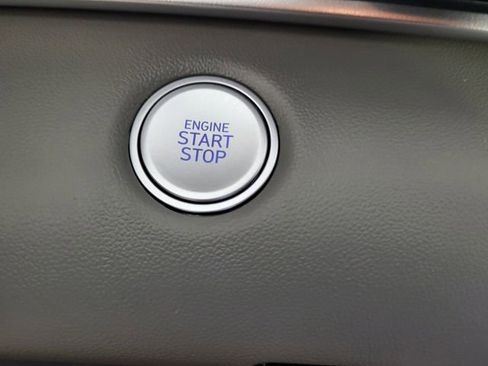 New 2025 Hyundai Elantra Blue image 23