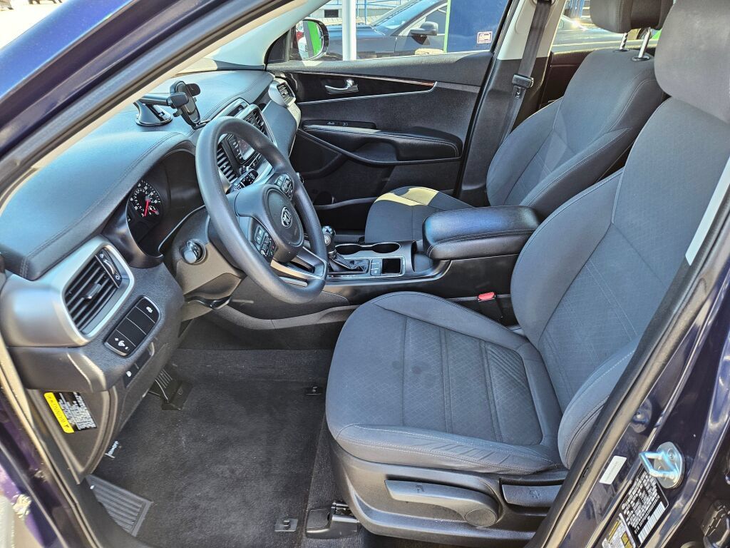 Used 2016 Kia Sorento FWD image 23