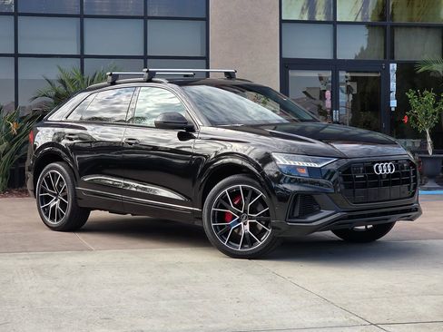 Used 2023 Audi Q8 Premium Plus image 3