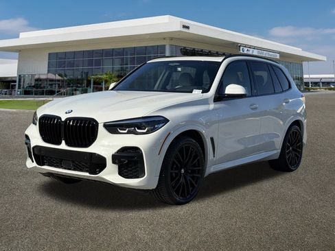 Certified 2023 BMW X5 xDrive40i w/ M Sport Package image 5