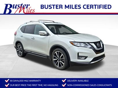 Used 2020 Nissan Rogue SL w/ Premium Package