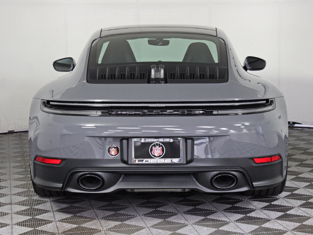 Certified 2025 Porsche 911 Carrera RWD image 6