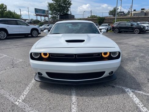 Used 2022 Dodge Challenger GT image 3