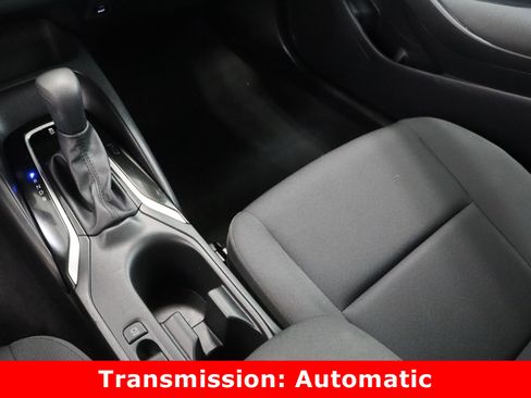 Used 2025 Toyota Corolla LE image 16