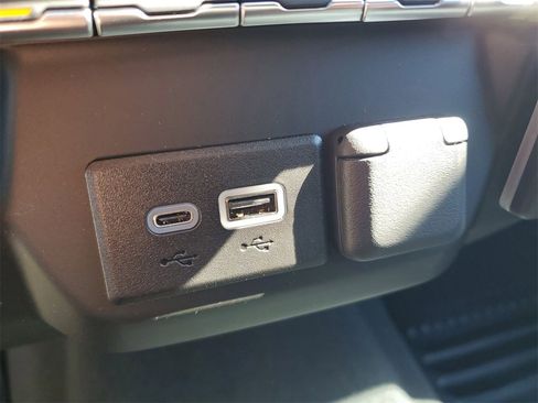 New 2026 Chevrolet Silverado 1500 Custom image 24