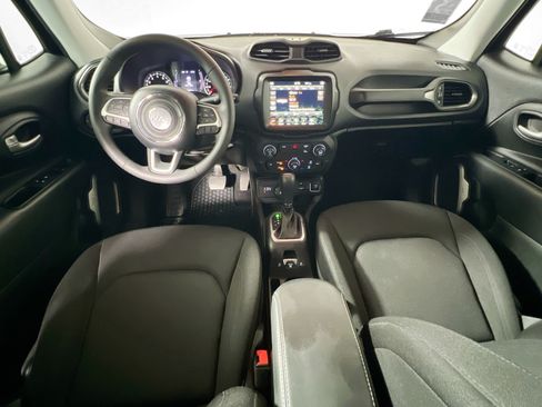 Used 2023 Jeep Renegade Latitude AWD/4WD image 28
