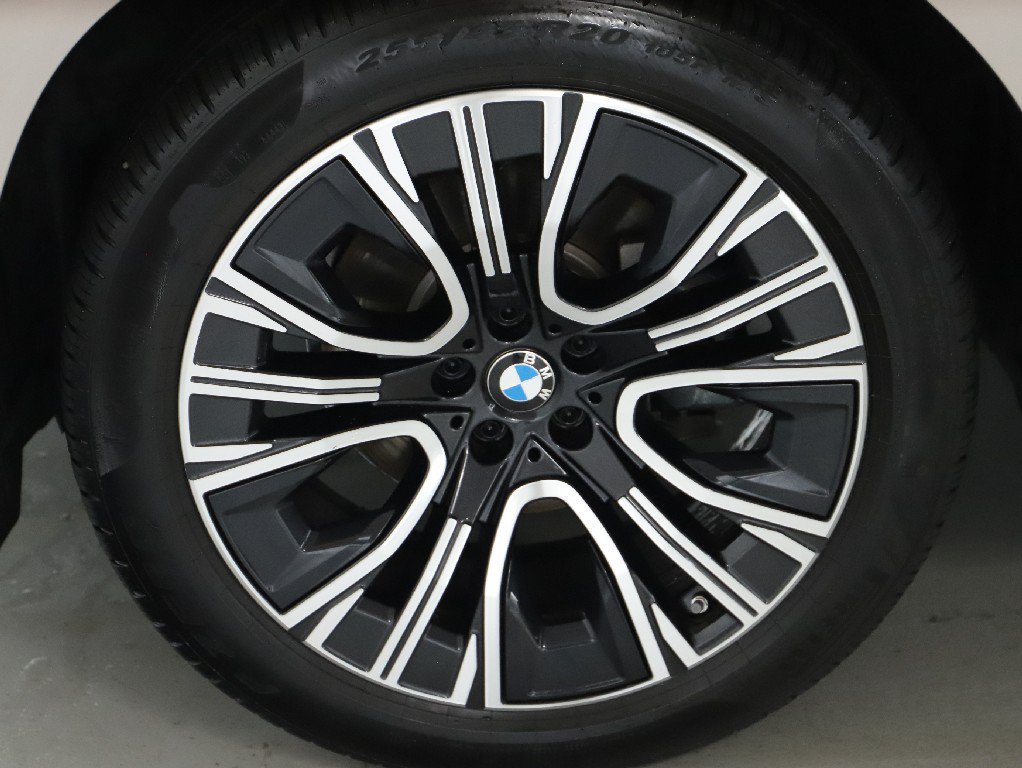 Used 2026 BMW X3 xDrive30i w/ Convenience Package AWD/4WD image 40