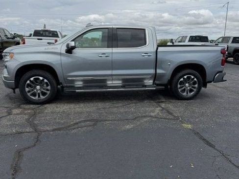 Used 2026 Chevrolet Silverado 1500 High Country w/ Technology Package AWD/4WD image 3