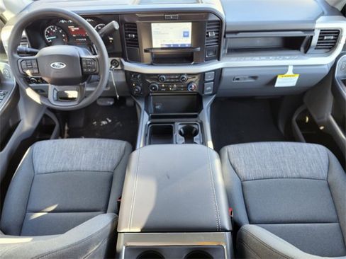 New 2026 Ford F250 XLT w/ FX4 Off-Road Package image 12