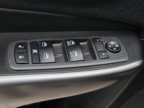 Used 2022 Jeep Cherokee Limited AWD/4WD image 24