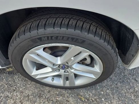 Used 2015 Volvo V60 T5 Premier w/ Convenience Package image 36