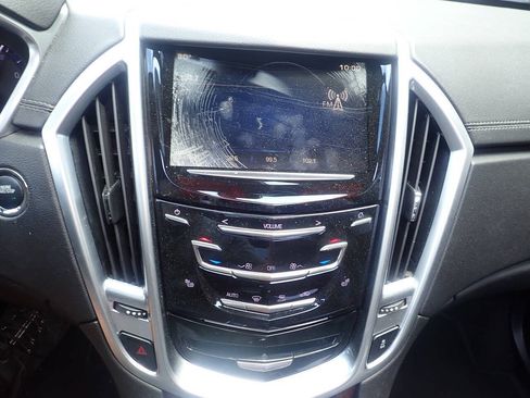 Used 2016 Cadillac SRX Luxury AWD/4WD image 4