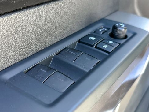 Used 2022 Toyota Tundra SR5 w/ TRD Off-Road Premium Package AWD/4WD image 18