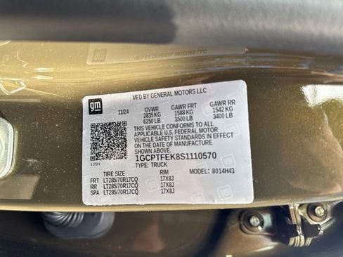 Certified 2025 Chevrolet Colorado ZR2 w/ Technology Package image 18