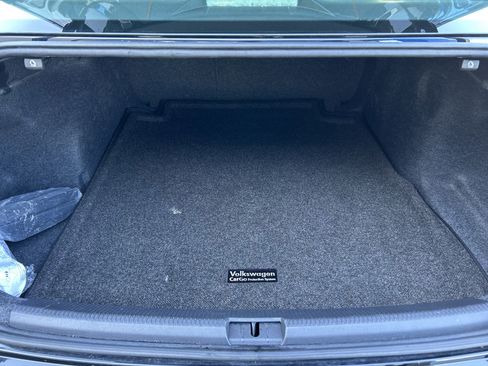 Used 2020 Volkswagen Passat 2.0T R-Line image 15