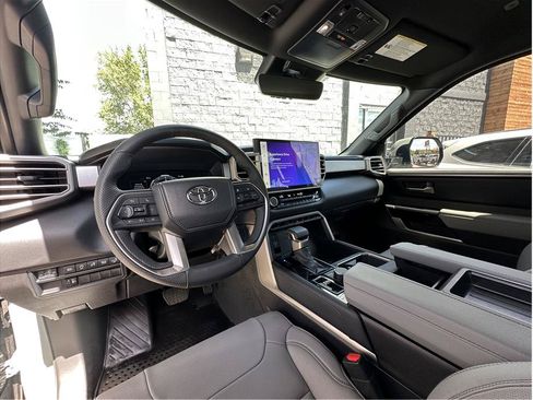 Used 2026 Toyota Tundra Limited AWD/4WD image 2