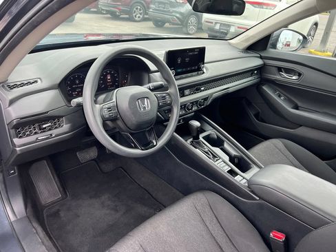 Used 2024 Honda Accord EX image 9