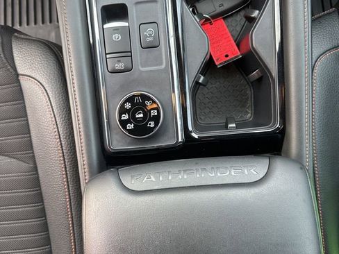 Used 2024 Nissan Pathfinder Rock Creek image 33